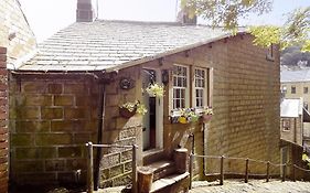 Birkenhead Cottage